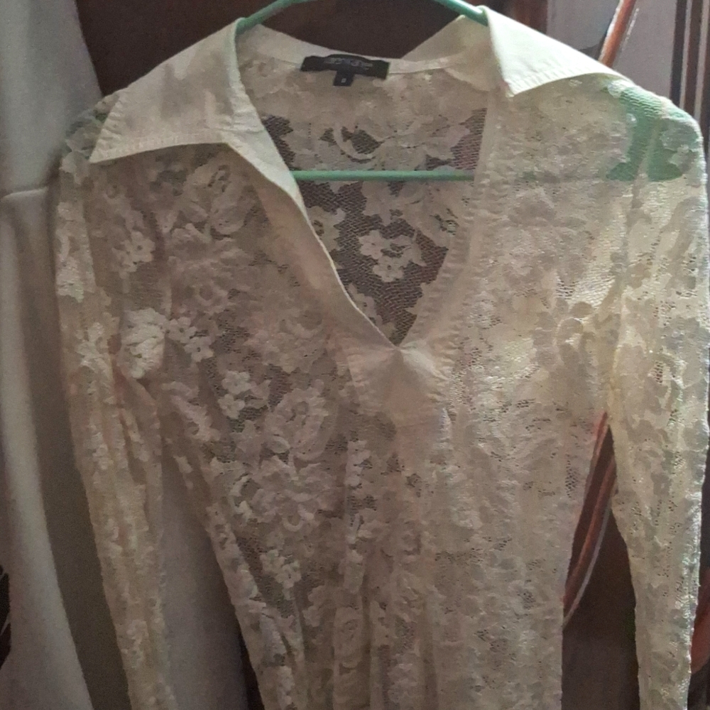 White Karen Kane lace blouse